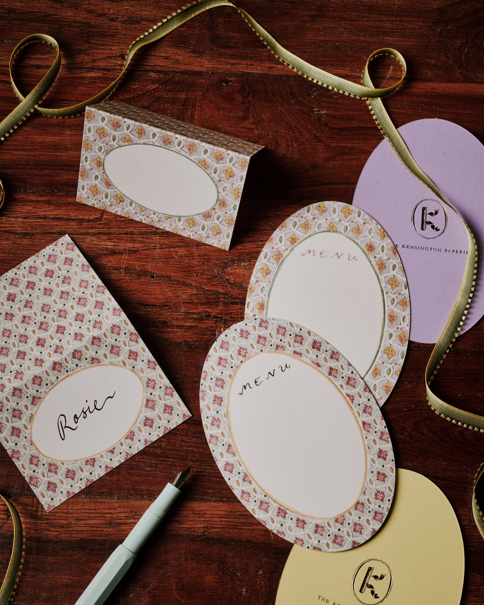 Menu & Place Card Set: Neville Chain