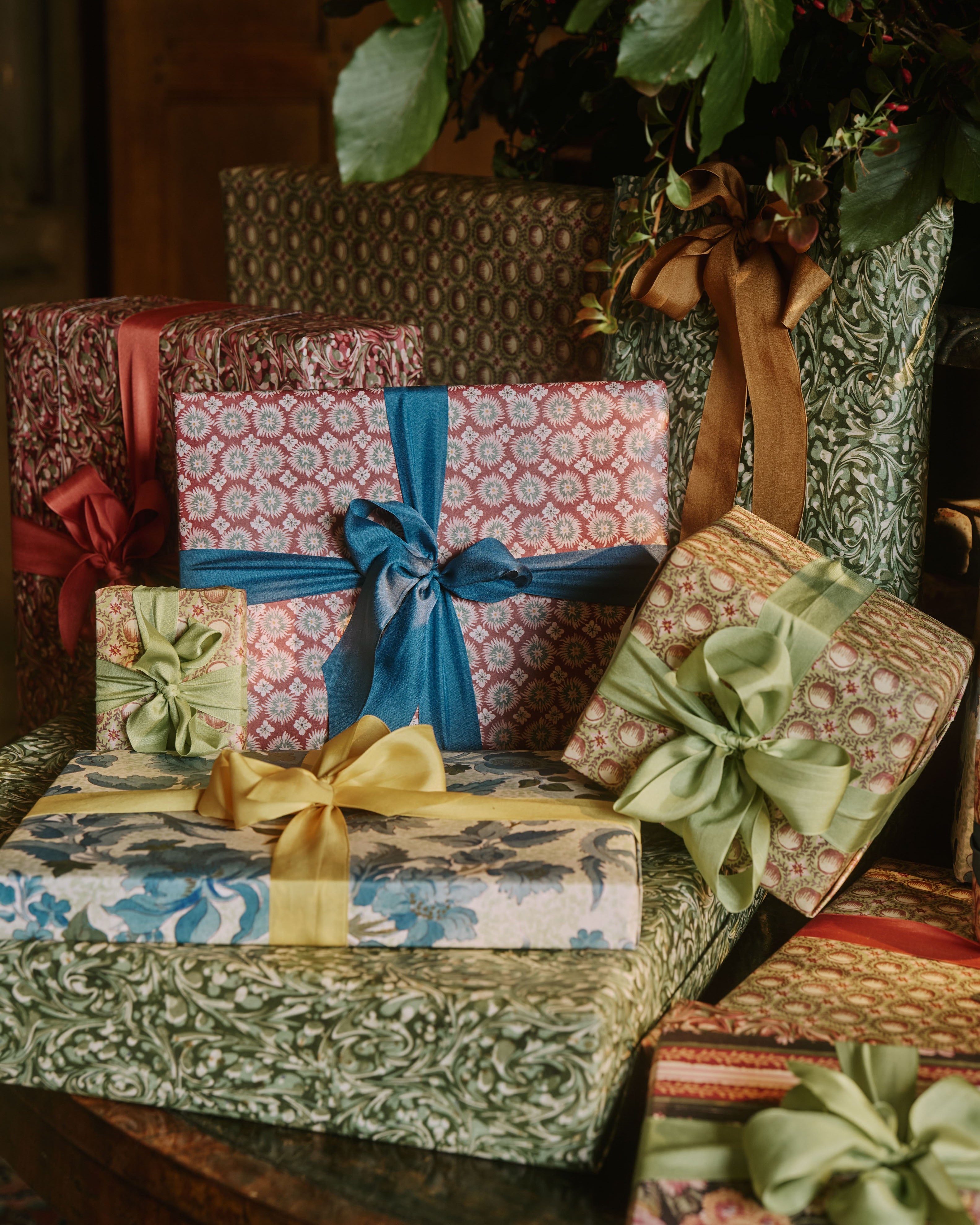 Wrapping Paper Roll: Urchin Cranberry