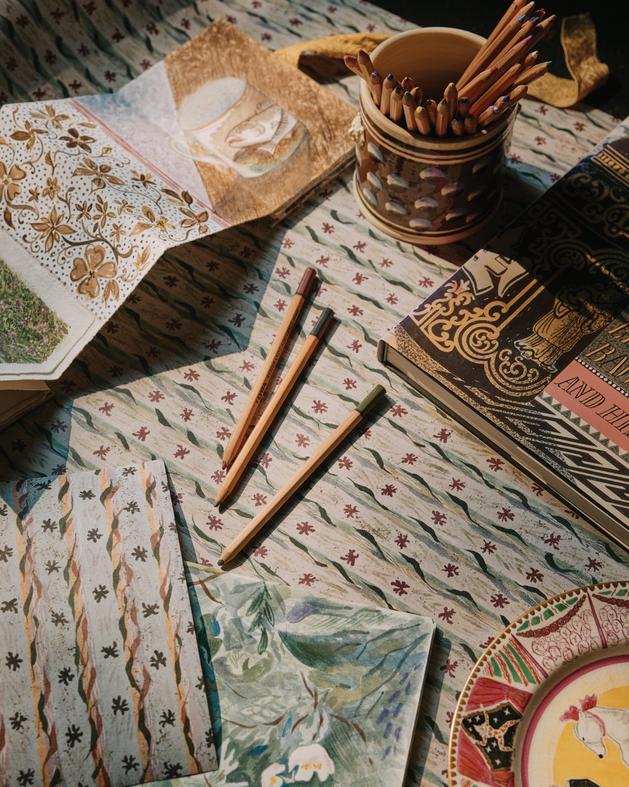 Wallpaper: Percival Plum