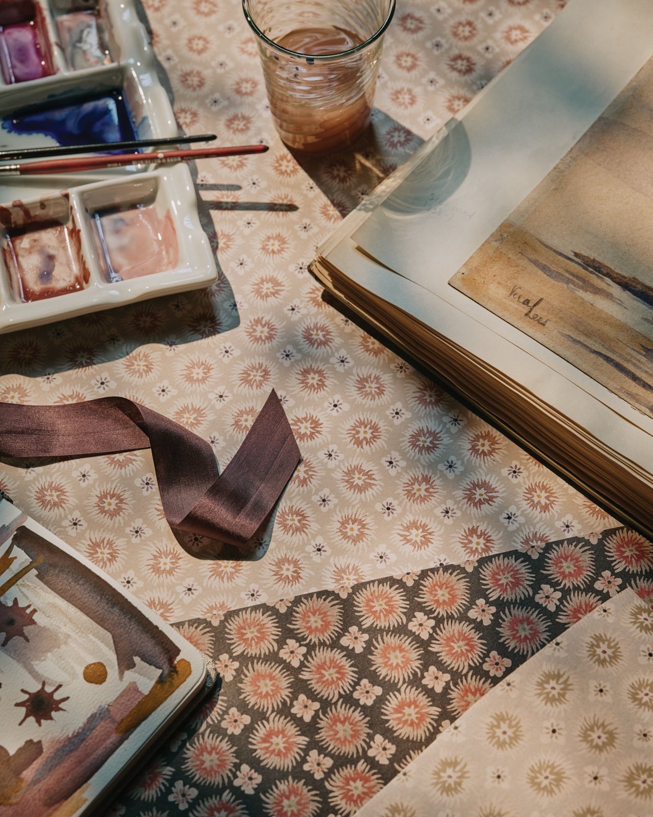 Wallpaper: Urchin Tobacco