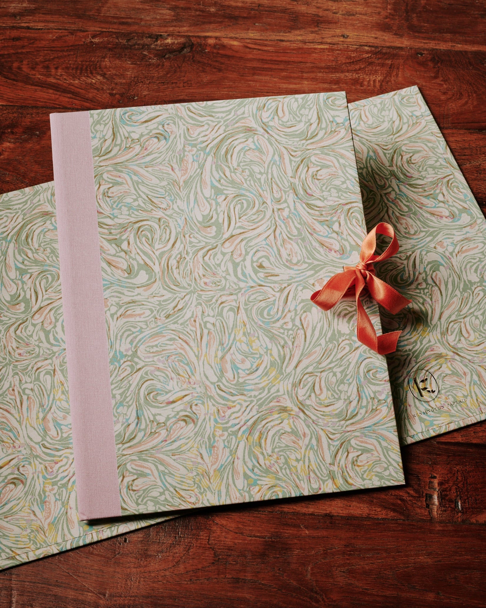 a shot of The Kensington Paperie marble peppermint a4 folio product