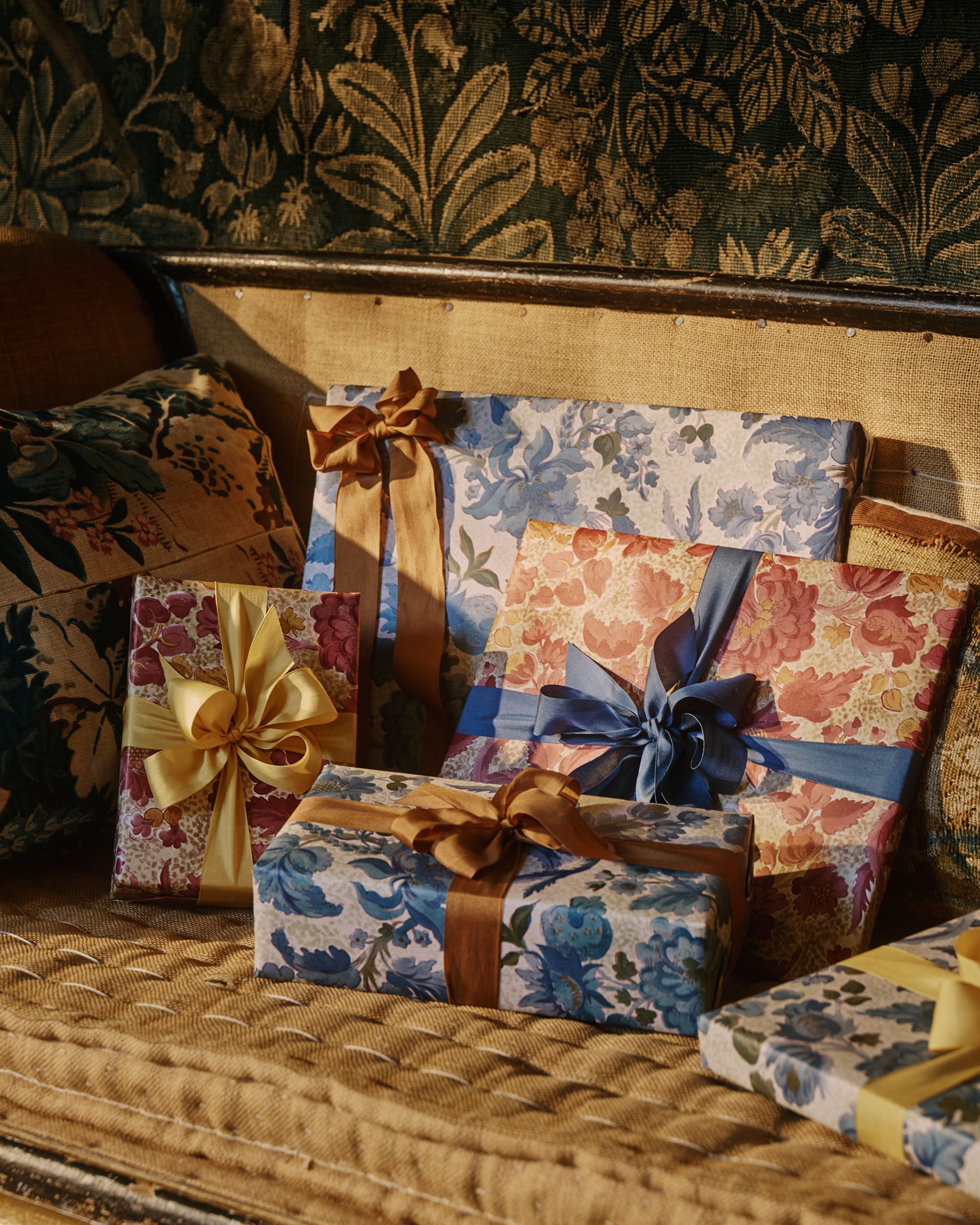 Wrapping Paper Roll: Garthwaite, Red