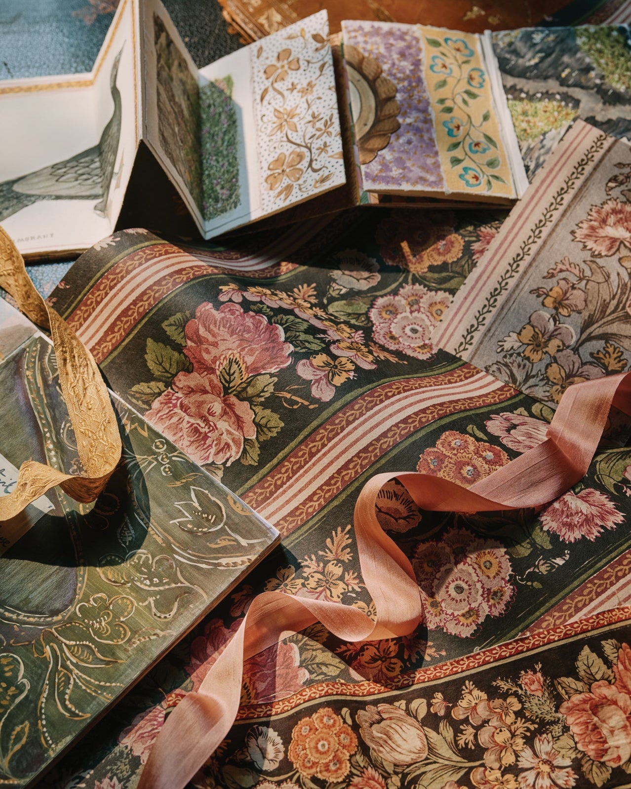 Wallpaper Sample Set: Gertrude