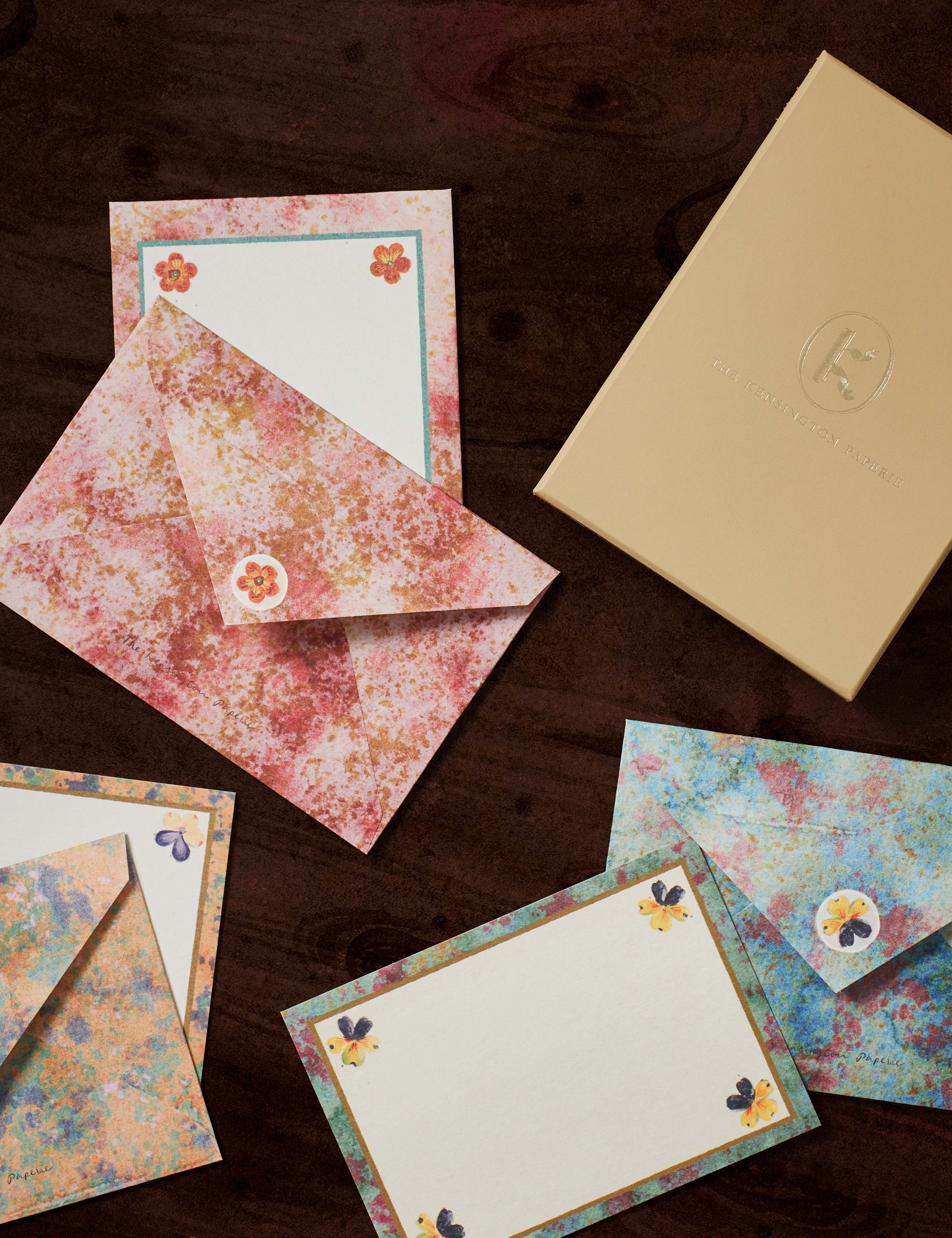 Set of Notecards & Envelopes: Pansy